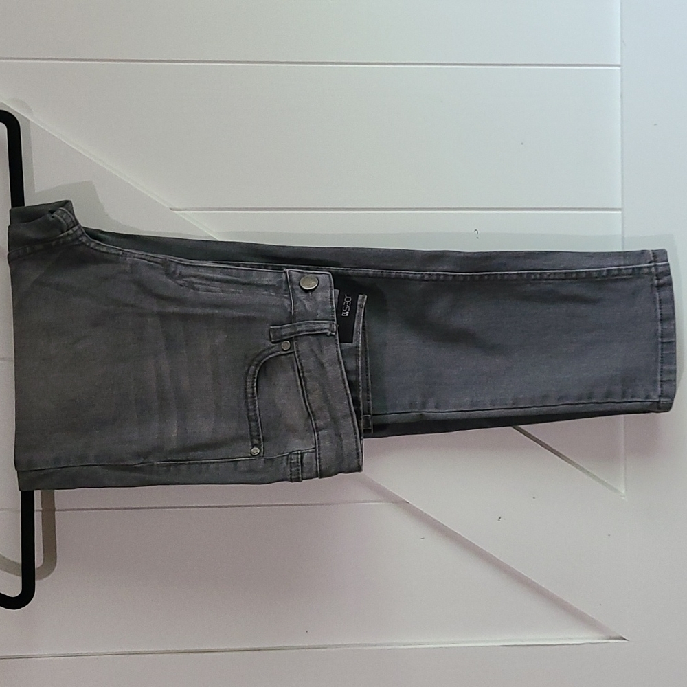 Joe's Jeans slim straight NWOT